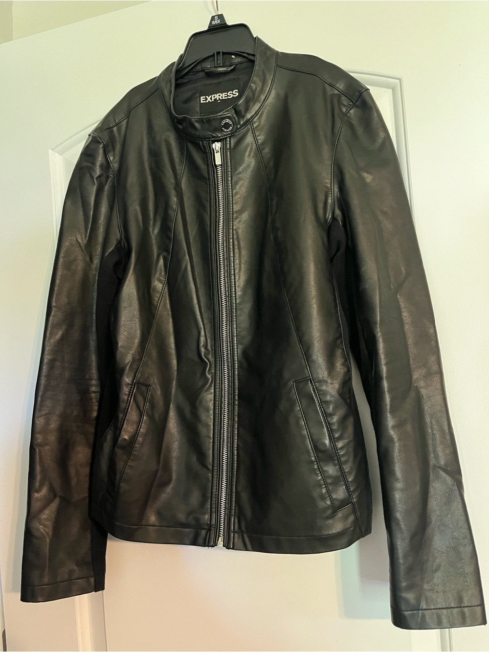 Ladies Express Black Faux Leather Zip-Up Bomber Jacket size M